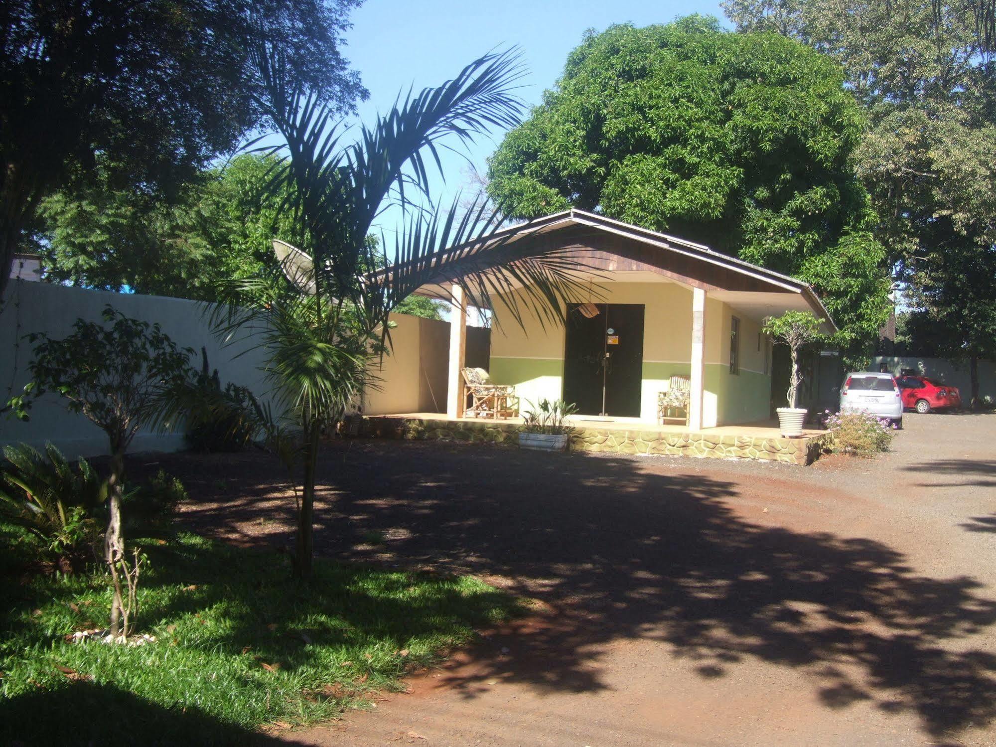 Hotel Pousada Naipi à Foz do Iguaçu Extérieur photo